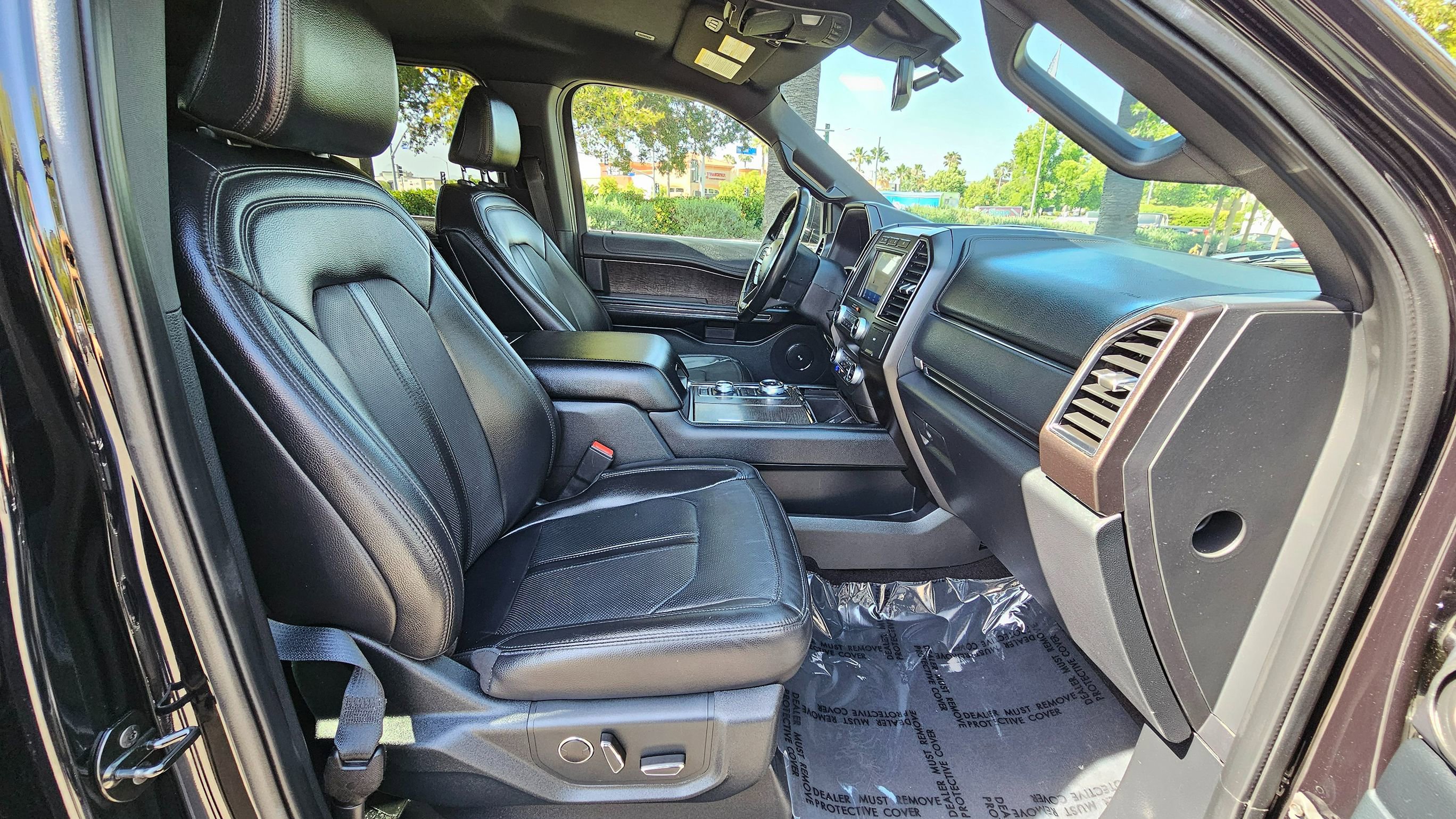 Used 2021 Ford Expedition Limited image 33