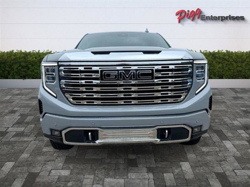 Used 2025 GMC Sierra 1500 Denali w/ Technology Package AWD/4WD image 5