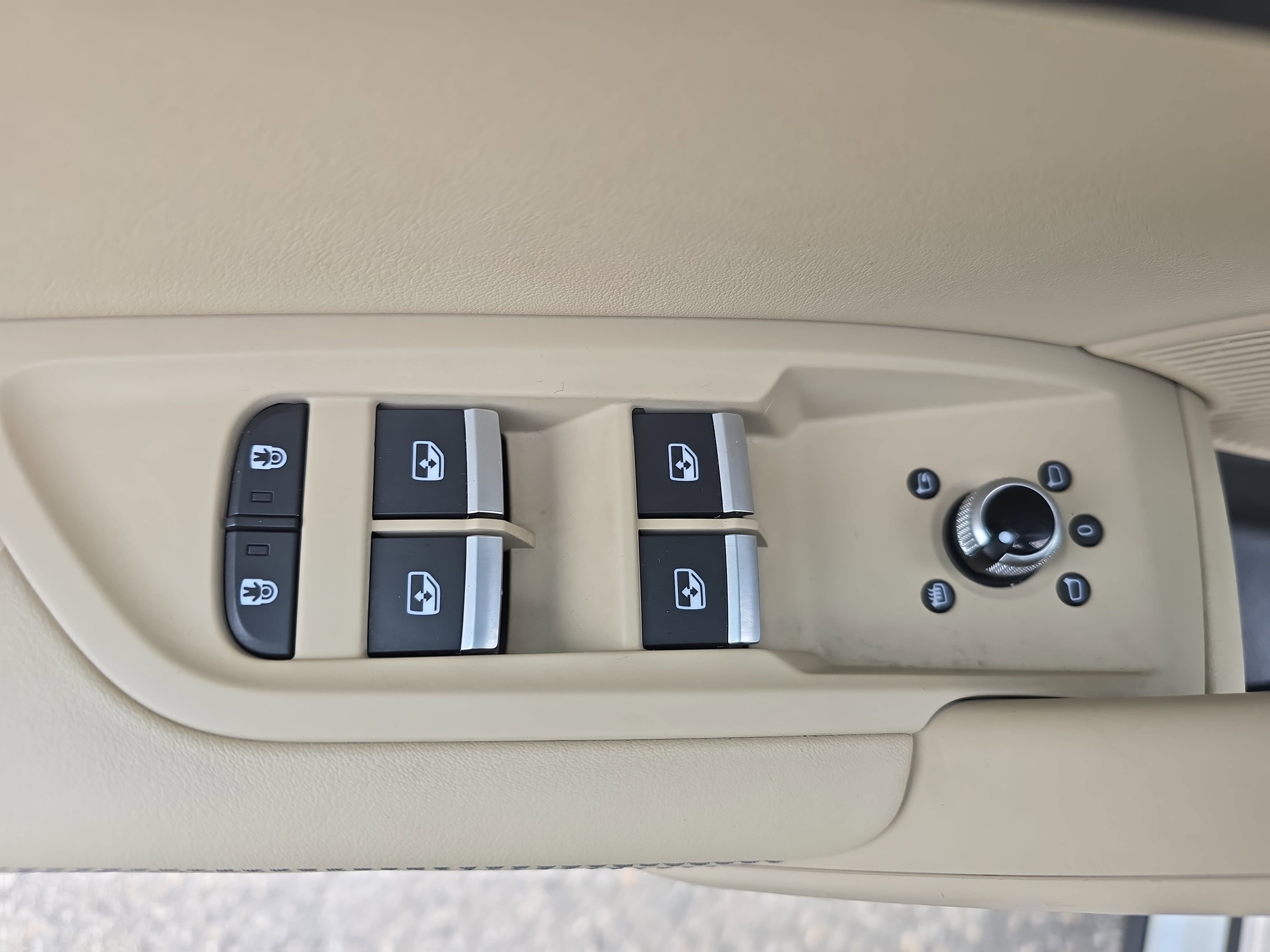 Used 2021 Audi Q5 2.0T Premium Plus w/ Premium Plus Package image 26