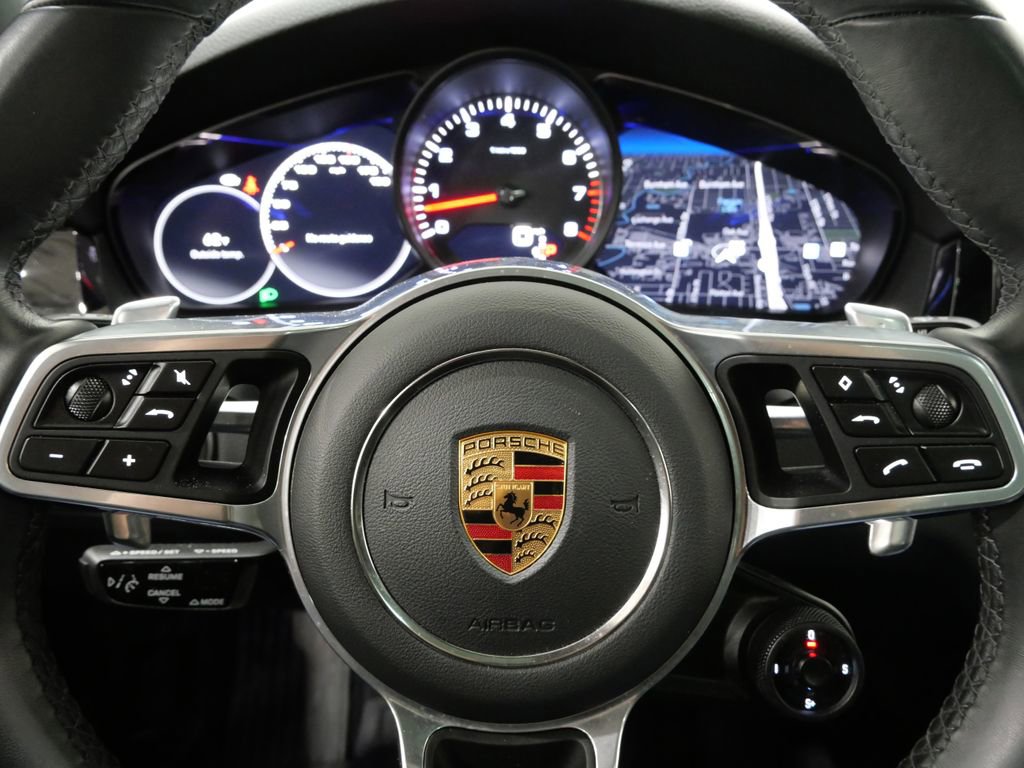 Used 2023 Porsche Cayenne S image 17