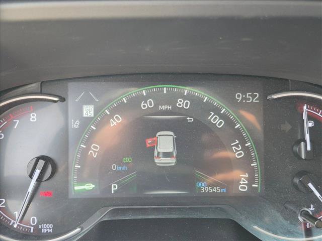 Certified 2024 Toyota RAV4 LE FWD image 10