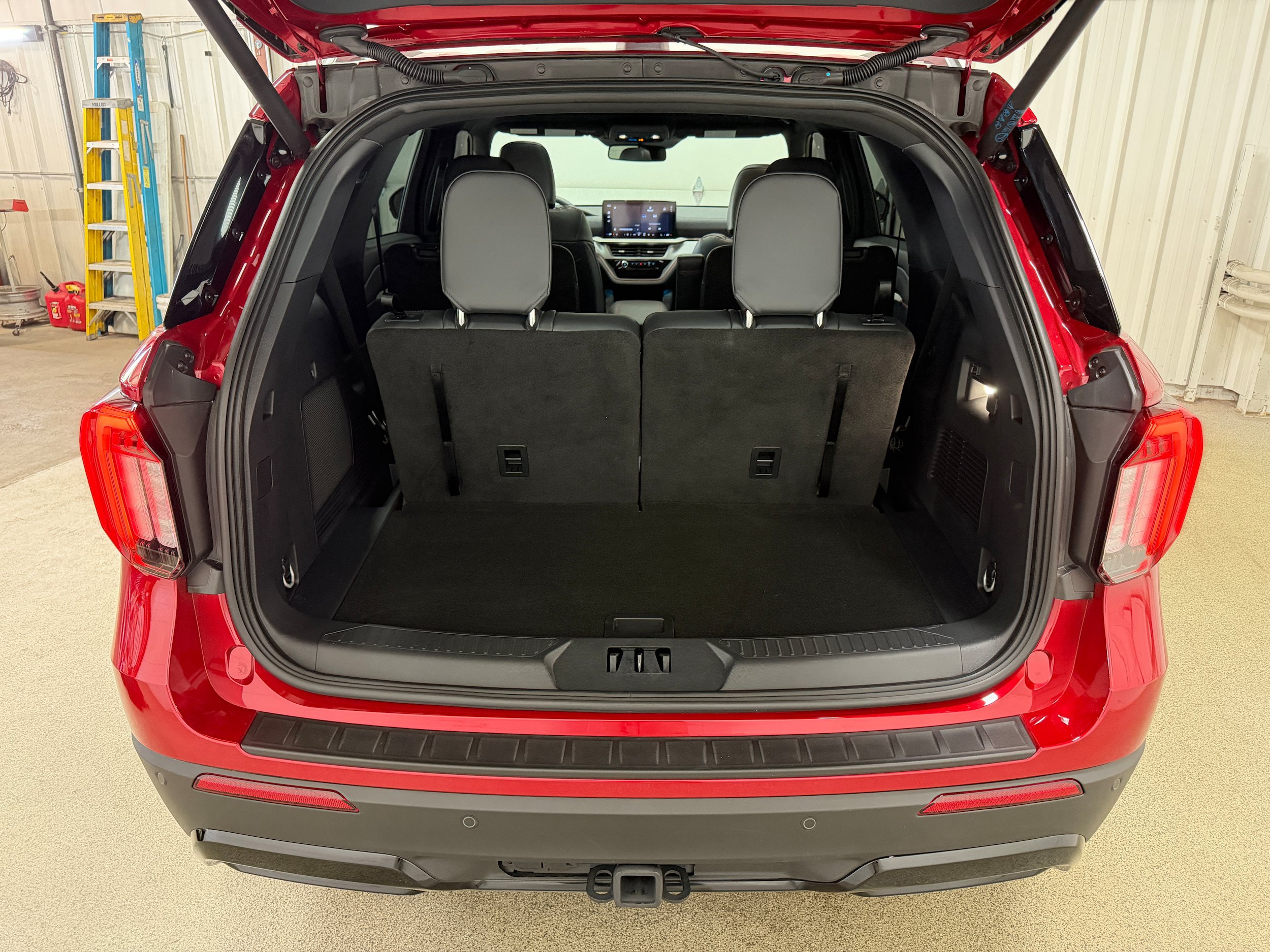 New 2026 Ford Explorer ST-Line w/ ST-Line Street Pack AWD/4WD image 33
