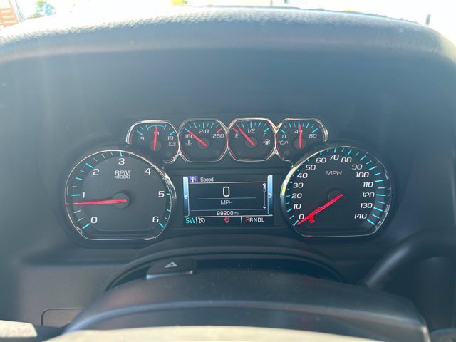 Used 2018 Chevrolet Suburban LT AWD/4WD image 15