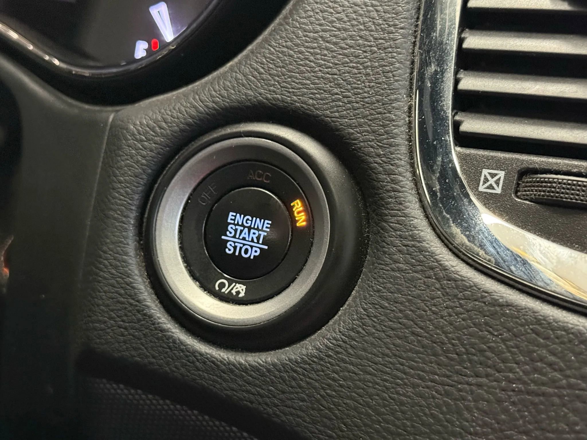 Used 2019 Dodge Durango GT AWD/4WD image 18