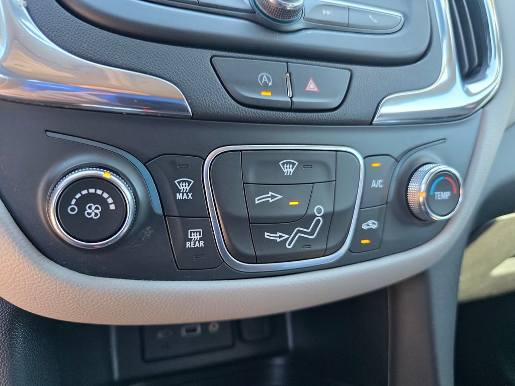 Used 2022 Chevrolet Equinox LS w/ LS Convenience Package image 20