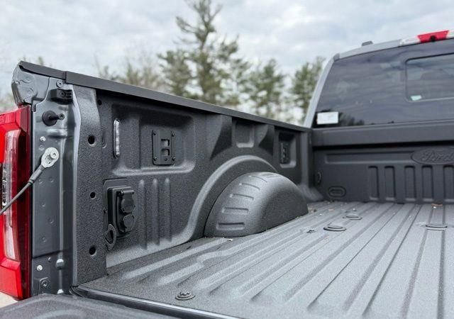 New 2026 Ford F350 Platinum w/ Tremor Off-Road Package image 8