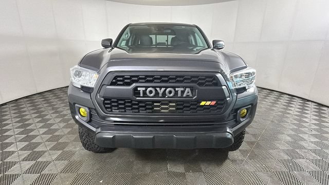 Used 2023 Toyota Tacoma SR AWD/4WD image 7