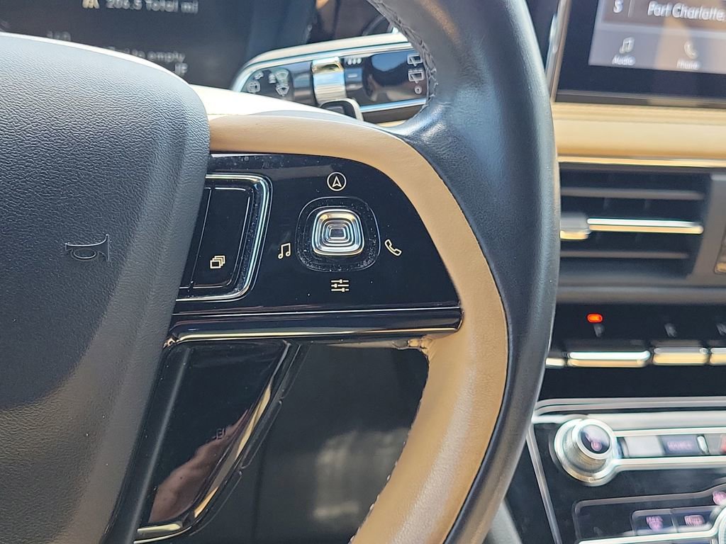 Used 2022 Lincoln Corsair Reserve FWD image 25