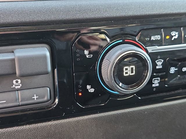 Used 2025 Chevrolet Silverado 2500 LT w/ Convenience Package image 18