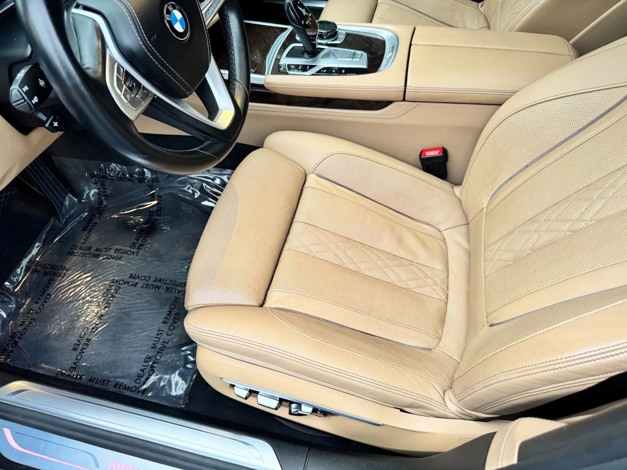 Used 2016 BMW 750i xDrive image 17