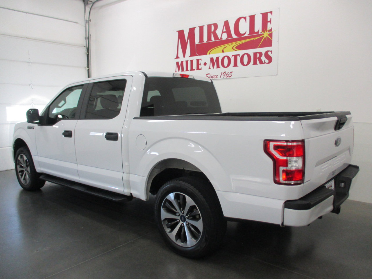 Used 2019 Ford F150 XL w/ Equipment Group 101A Mid image 4