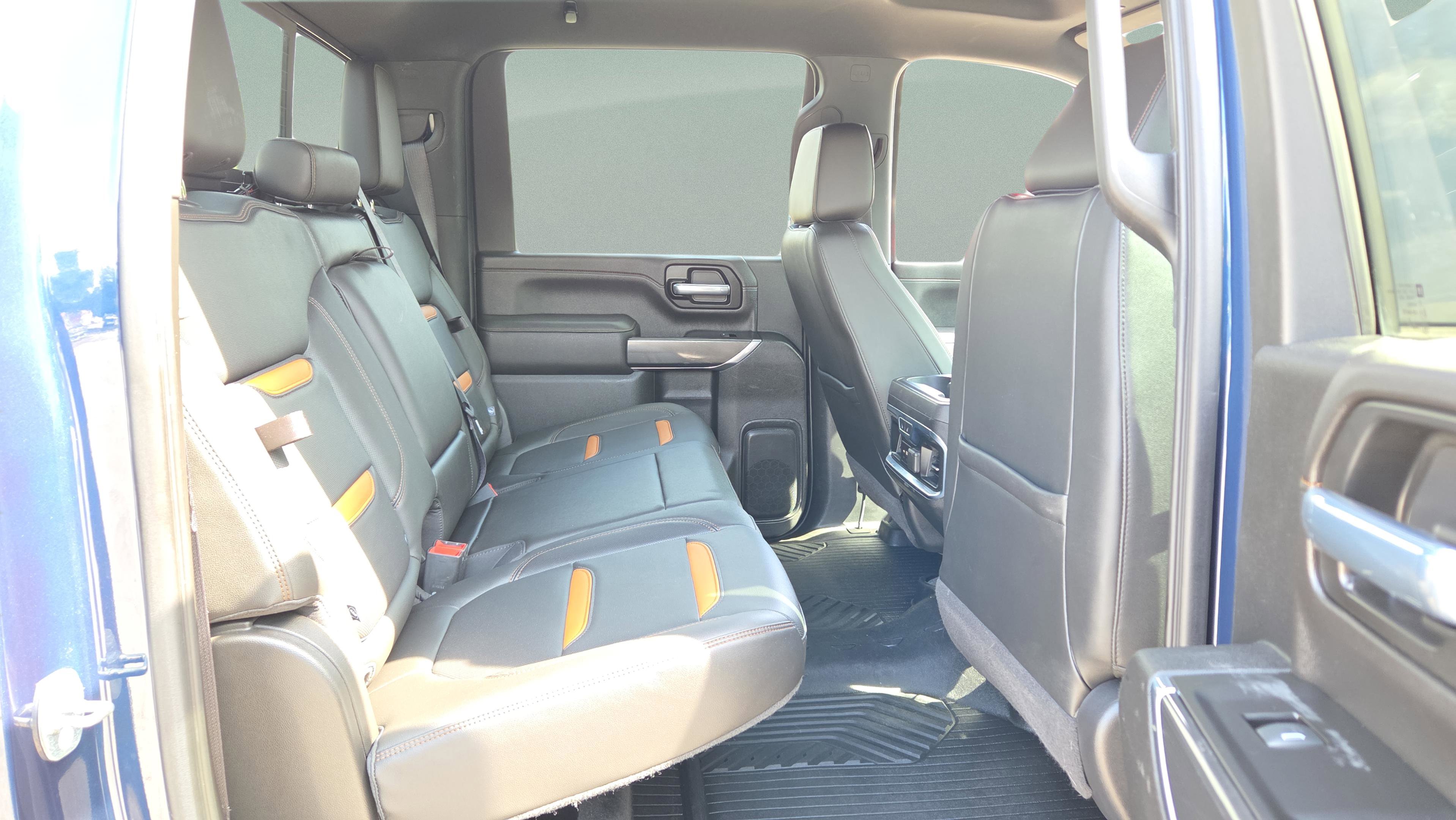 Used 2020 GMC Sierra 2500 AT4 w/ AT4 Premium Package AWD/4WD image 15