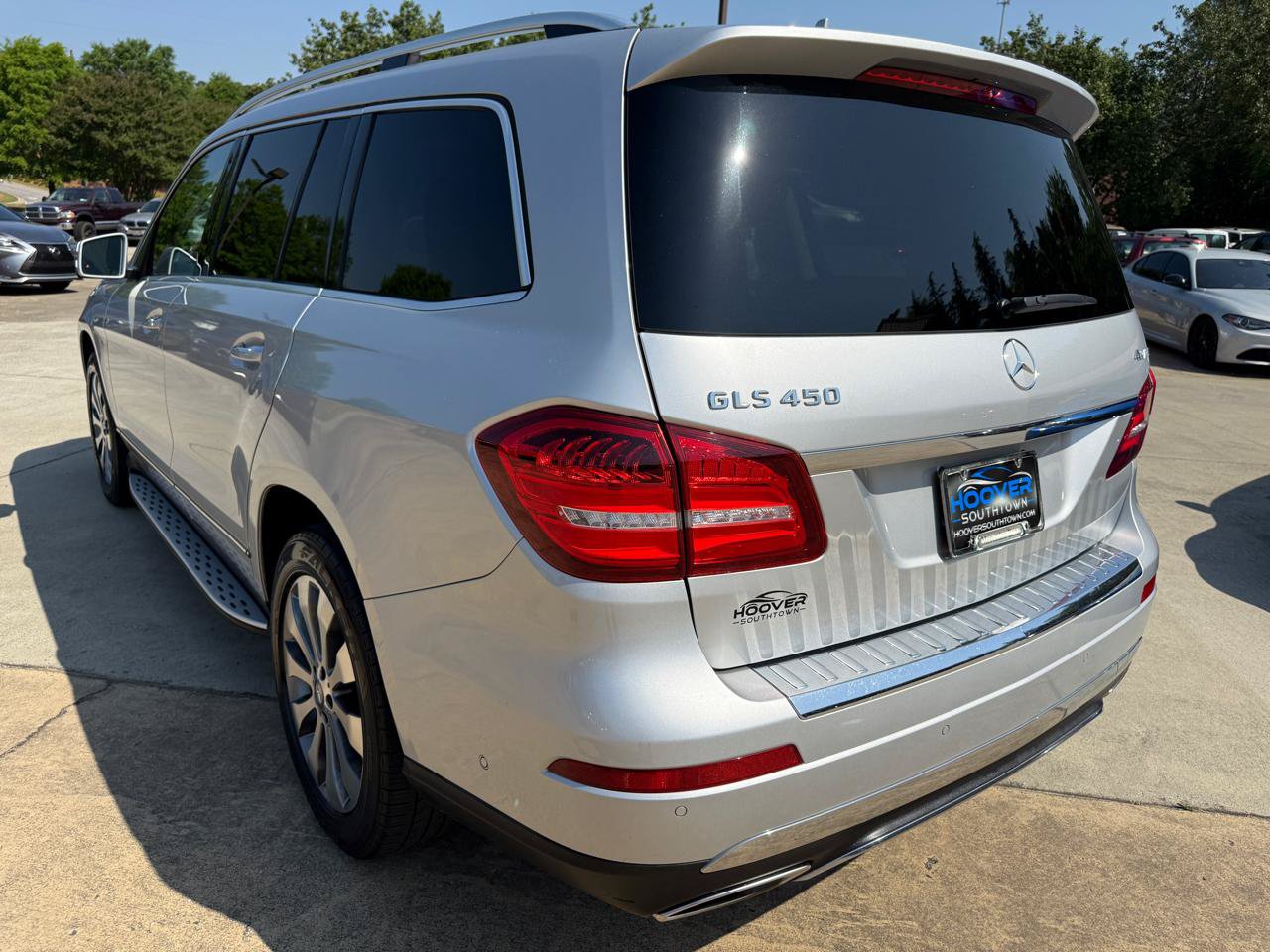 Used 2017 Mercedes-Benz GLS 450 4MATIC image 4