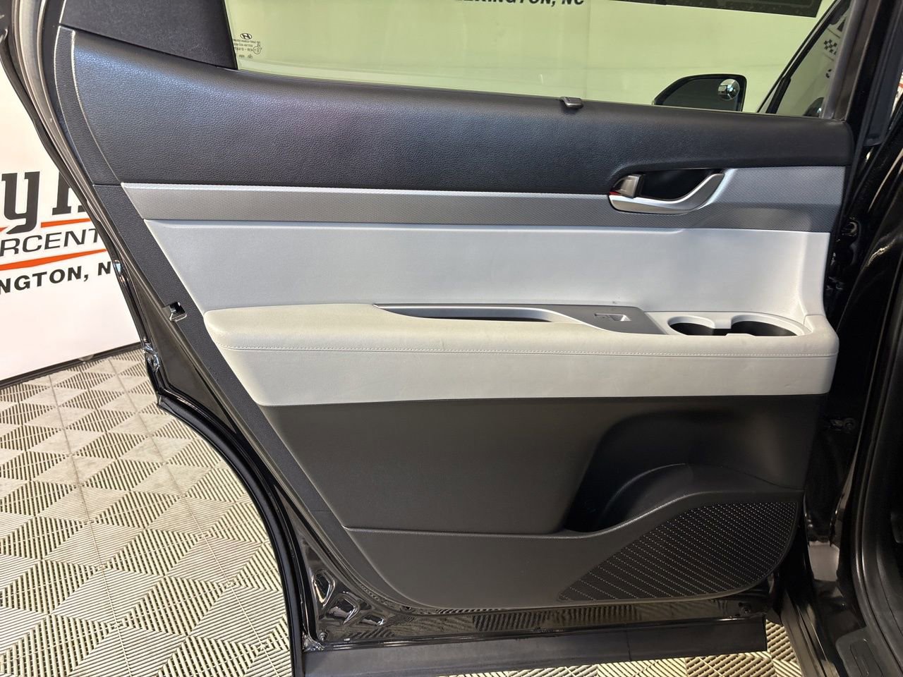 Used 2020 Hyundai Palisade SEL w/ Convenience Package image 21