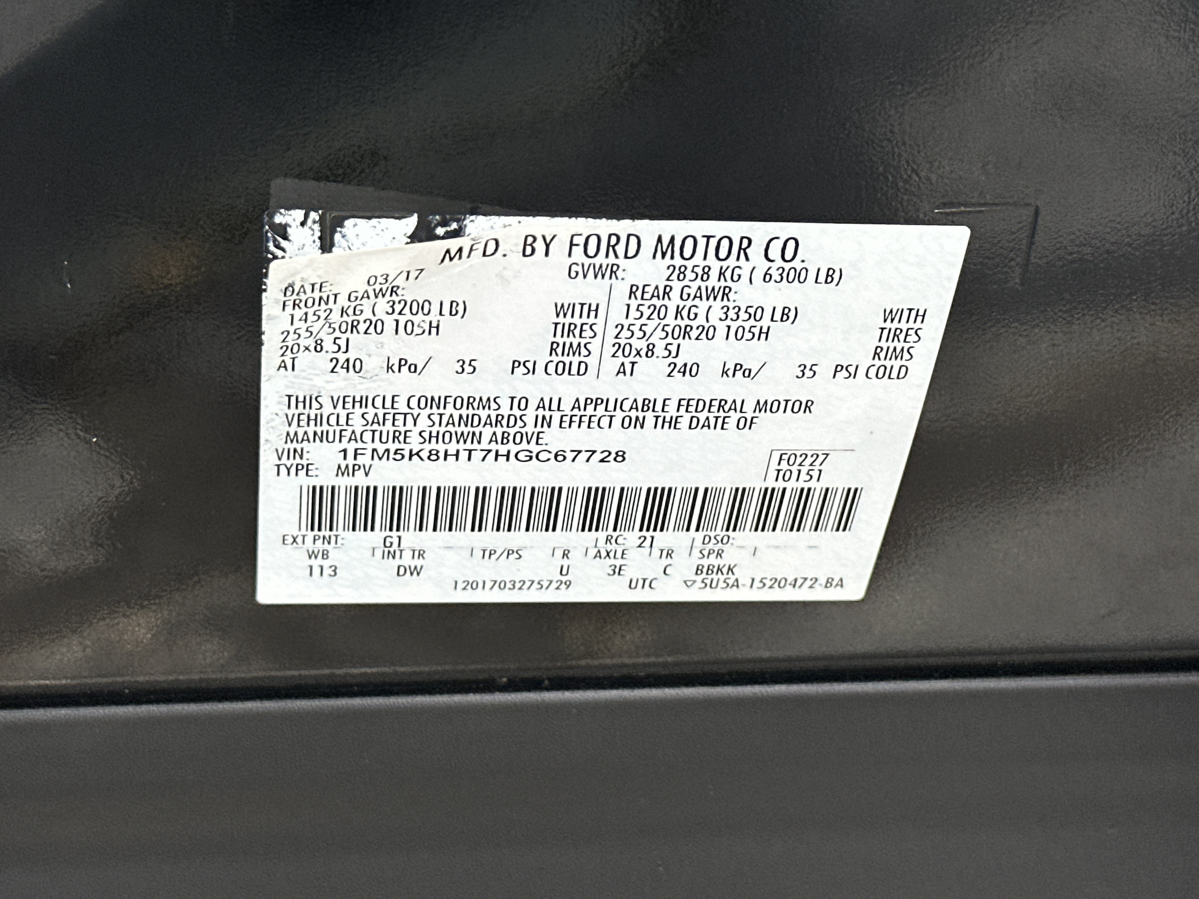 Used 2017 Ford Explorer Platinum AWD/4WD image 38
