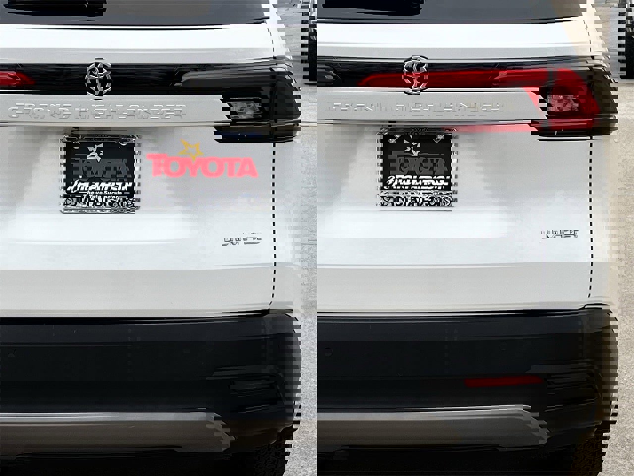 Used 2024 Toyota Grand Highlander AWD Hybrid image 6