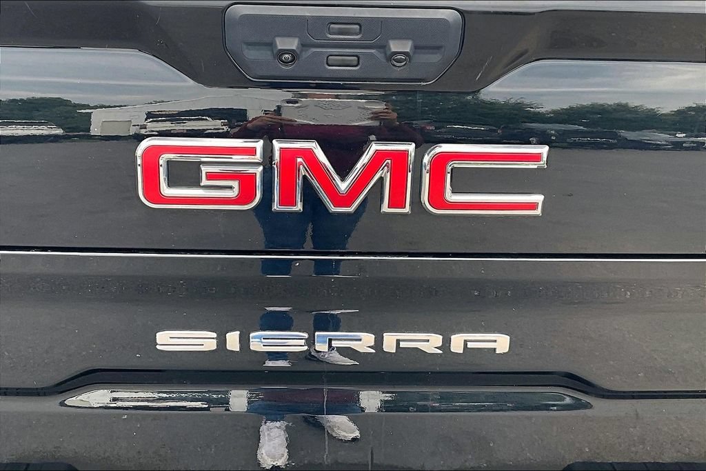 Used 2024 GMC Sierra 1500 AT4 w/ Technology Package AWD/4WD image 27
