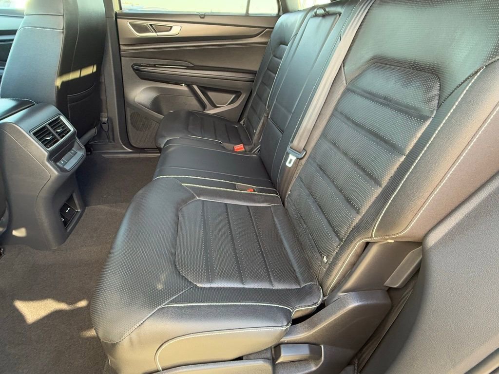 New 2026 Volkswagen Atlas Cross Sport SEL R-Line image 20