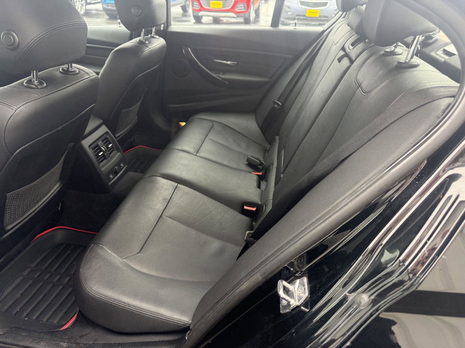 Used 2015 BMW 328i xDrive Sedan image 10