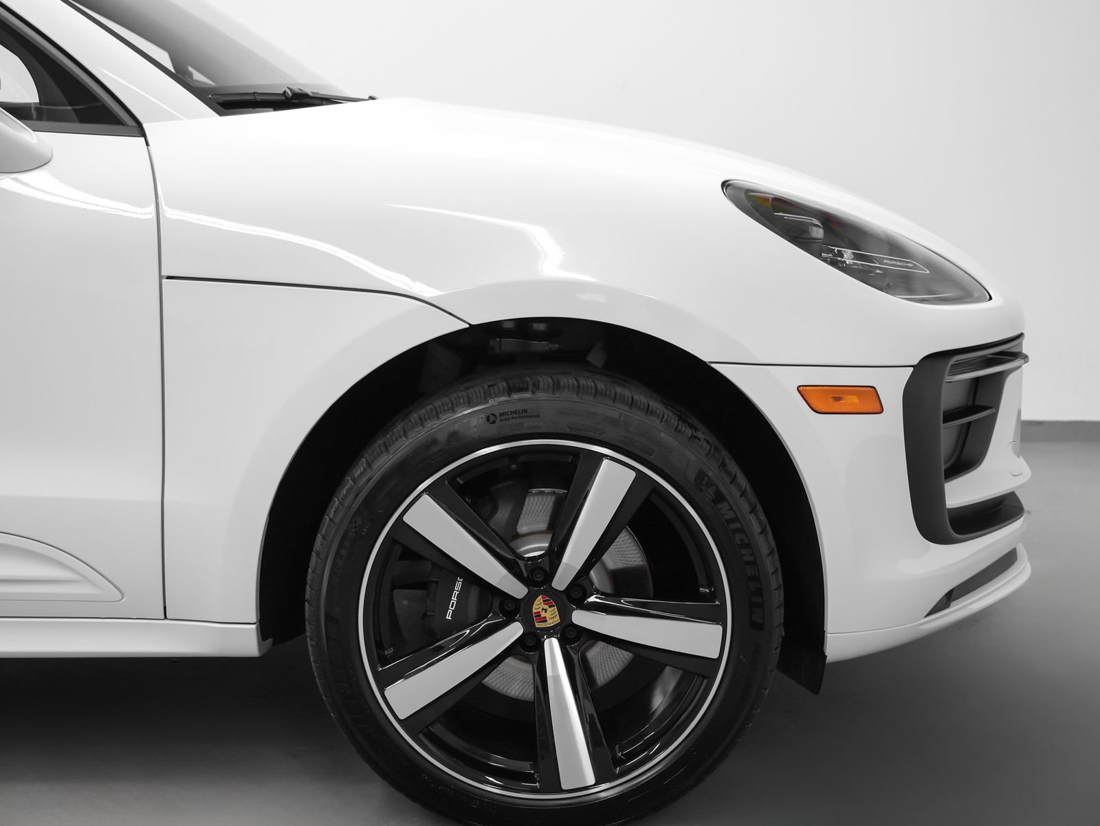 New 2026 Porsche Macan image 15