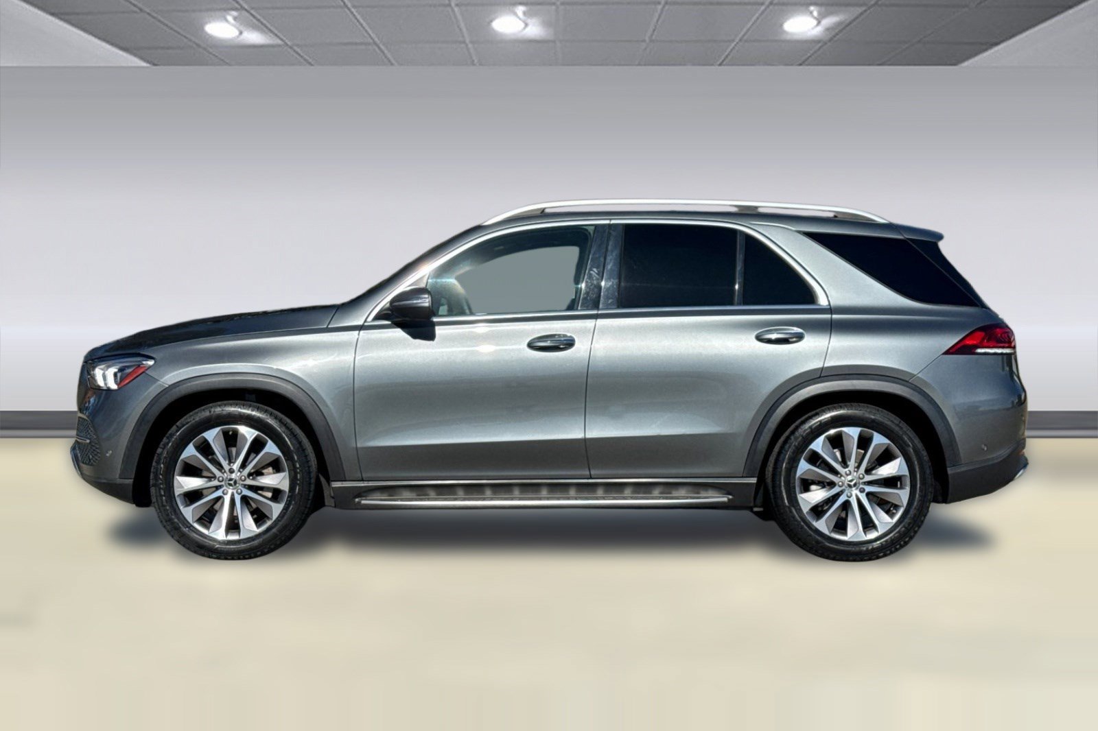 Certified 2022 Mercedes-Benz GLE 350 4MATIC image 2