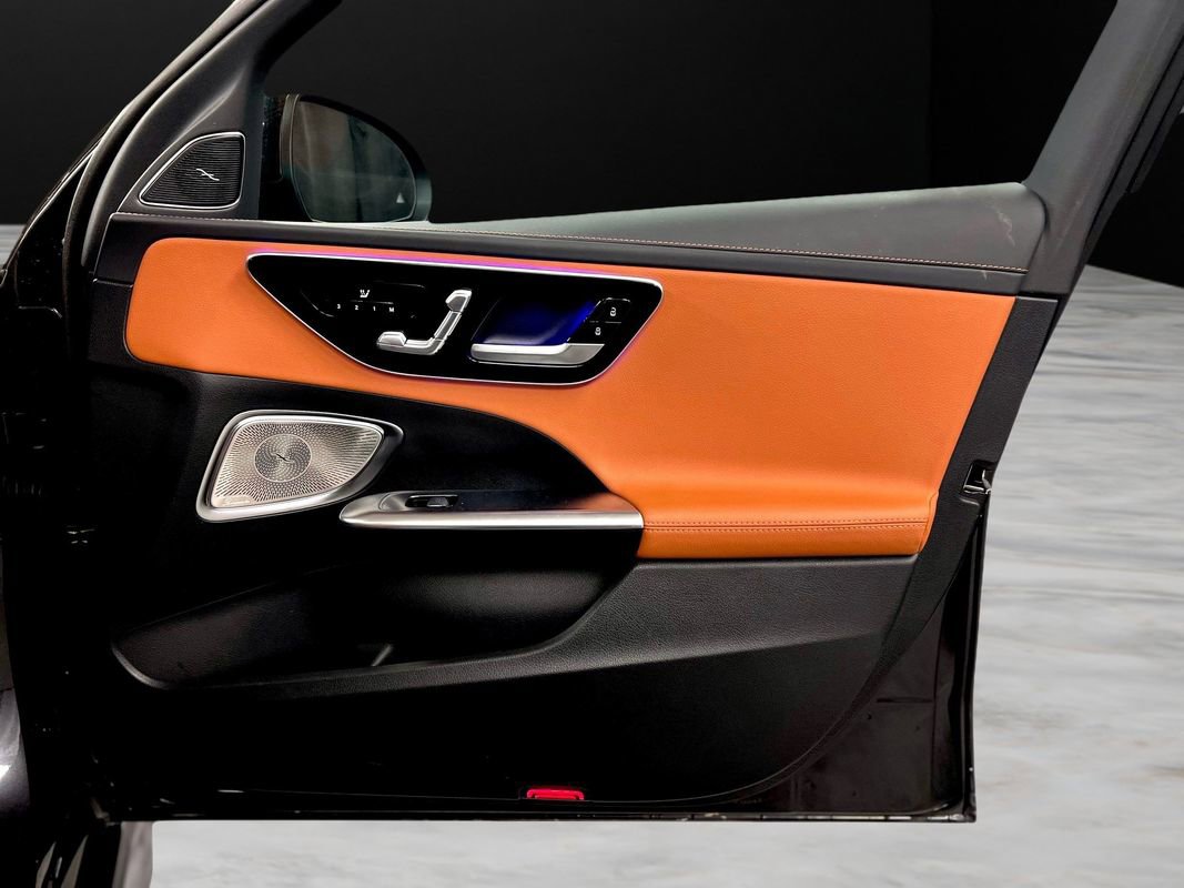 Used 2023 Mercedes-Benz C 300 4MATIC Sedan image 37