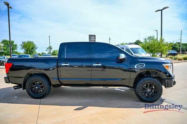 Used 2017 Nissan Titan SL RWD image 6