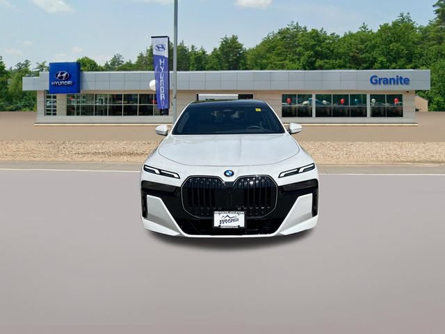 Used 2026 BMW 740i xDrive AWD/4WD image 3