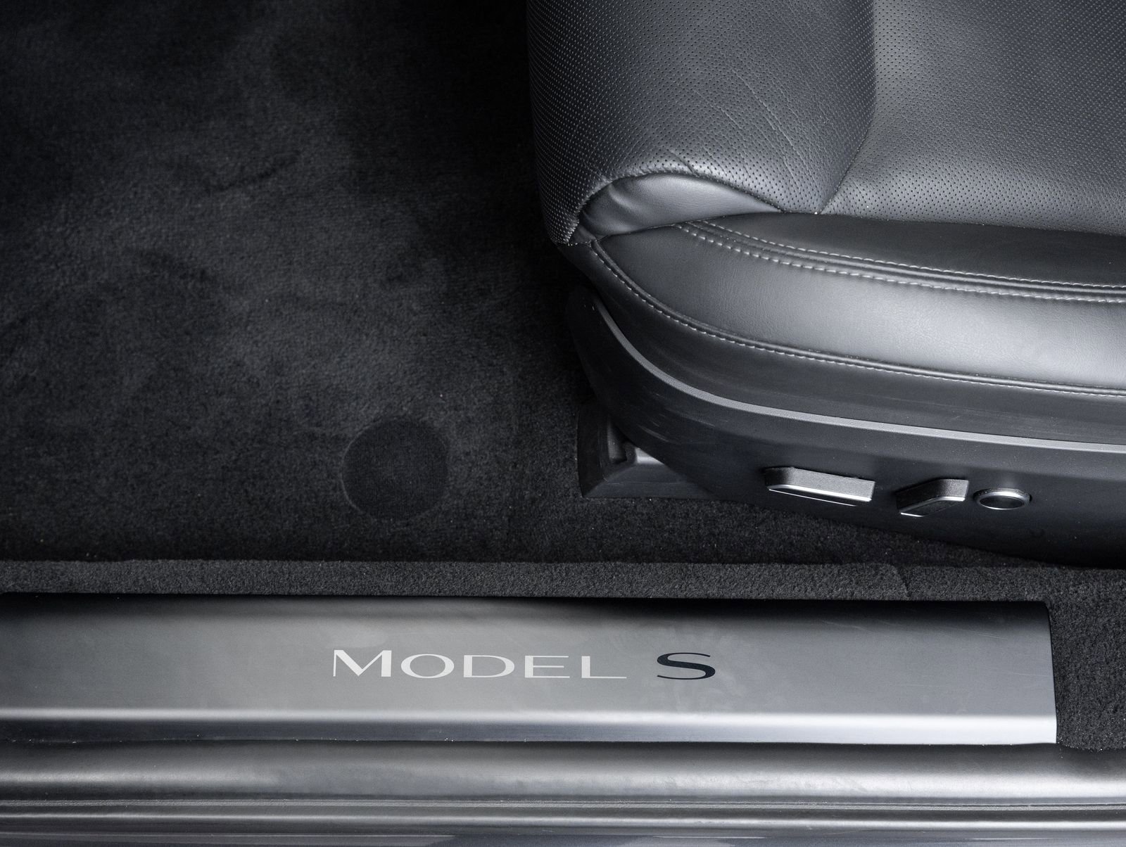 Used 2023 Tesla Model S image 19