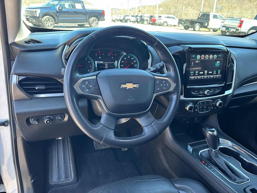 Used 2018 Chevrolet Traverse LT image 14