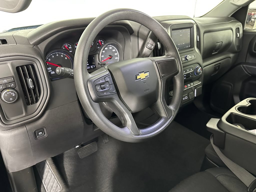 Used 2024 Chevrolet Silverado 1500 Custom RWD image 11
