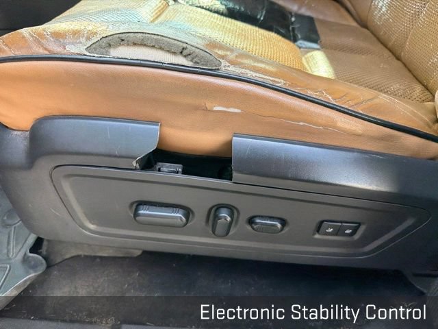 Used 2011 Lincoln Navigator L 2WD w/ 101A Rapid Spec Order Code image 28