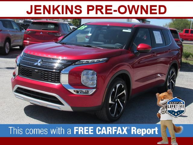 Used 2023 Mitsubishi Outlander SE image 8