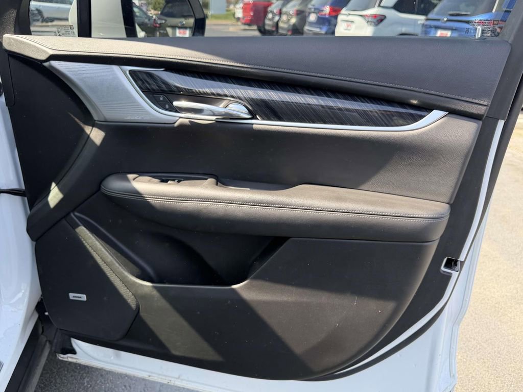 Certified 2022 Cadillac XT6 Premium Luxury w/ Technology Package image 10