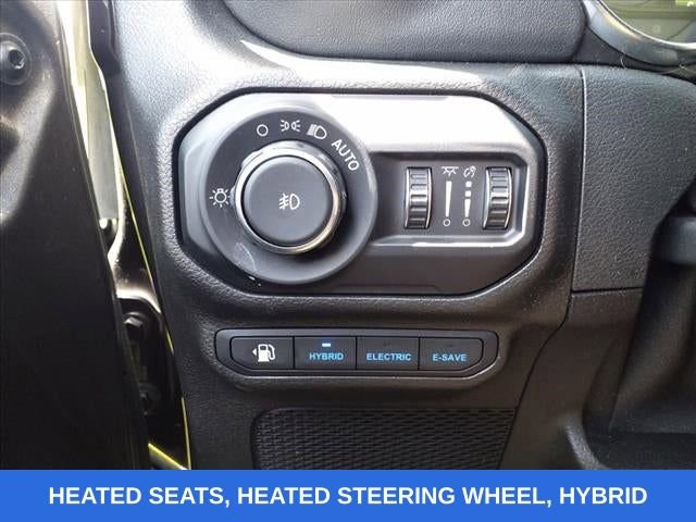 Used 2021 Jeep Wrangler Unlimited Sahara w/ Cold Weather Group image 22