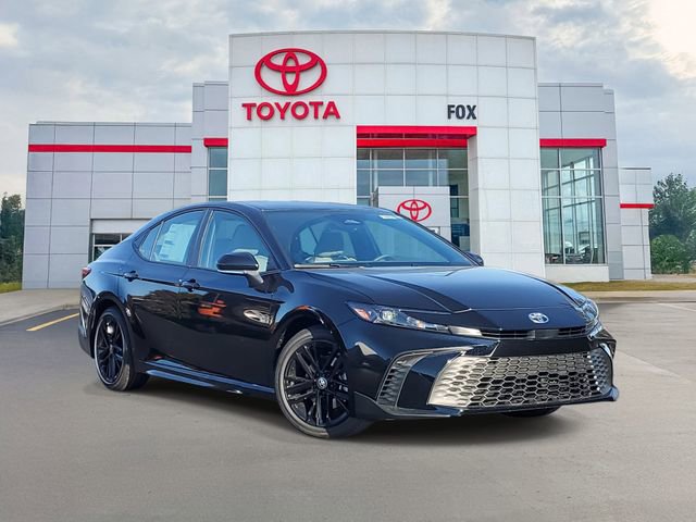 New 2026 Toyota Camry SE image 1