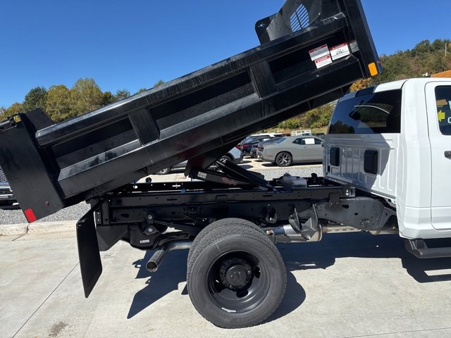 New 2026 RAM 5500 Tradesman image 28