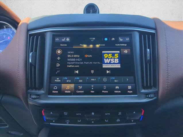 Used 2021 Maserati Levante AWD/4WD image 16