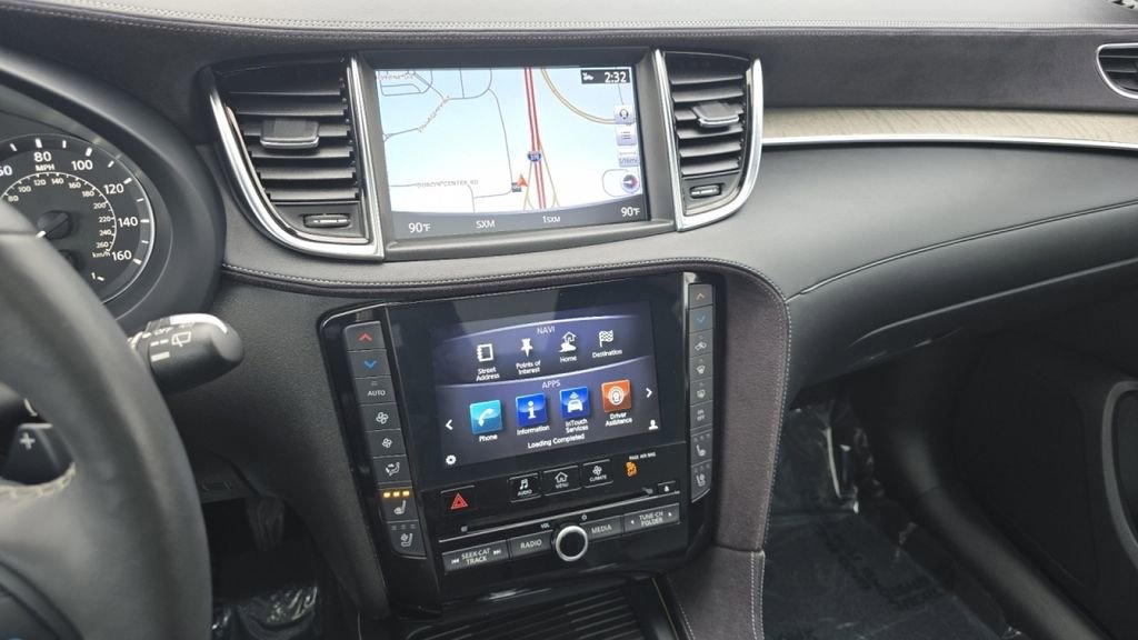 Used 2019 INFINITI QX50 Essential w/ Sensory Package image 29
