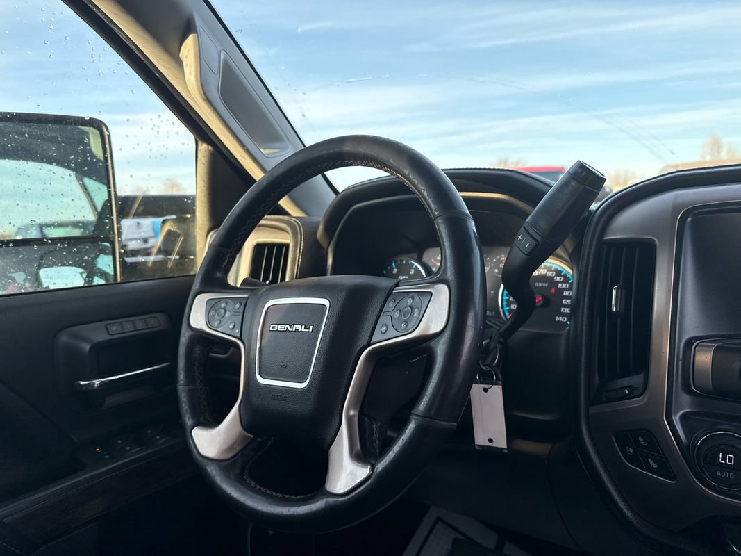 Used 2019 GMC Sierra 3500 Denali w/ Duramax Plus Package image 17