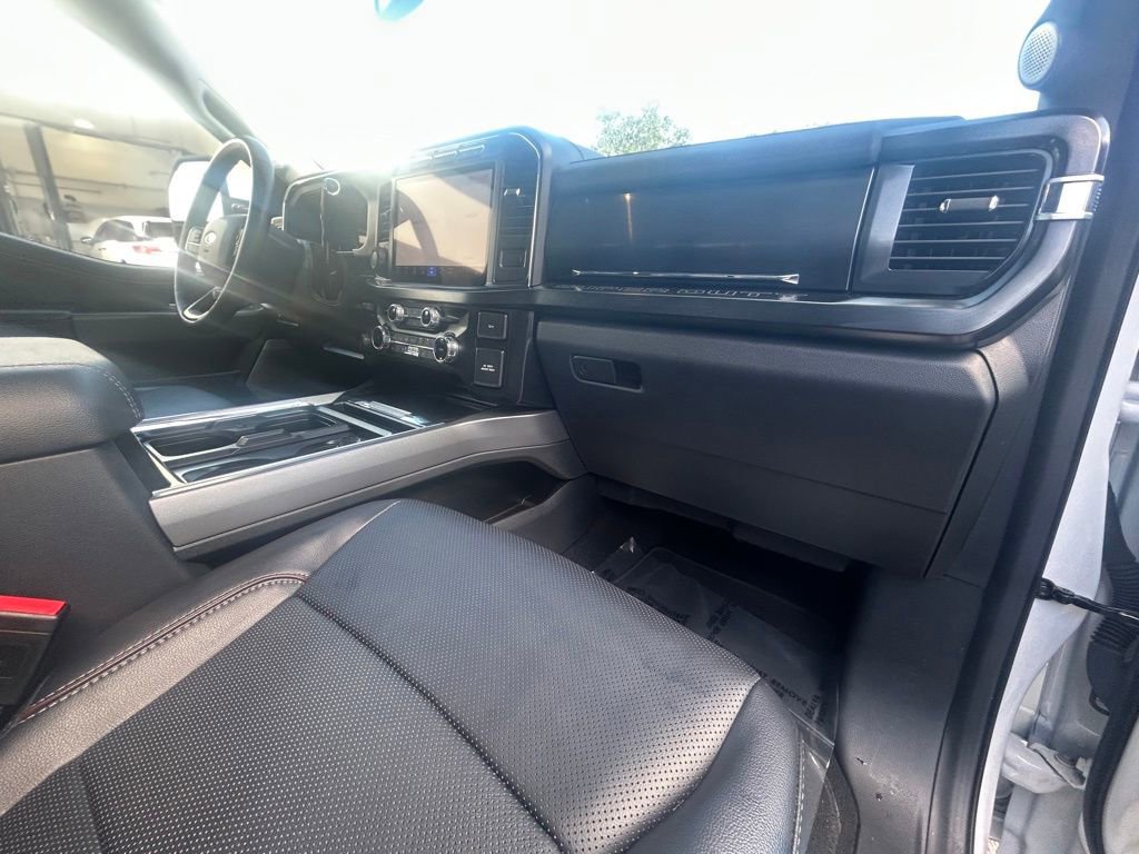 Used 2023 Ford F250 Lariat w/ Lariat Ultimate Package image 29