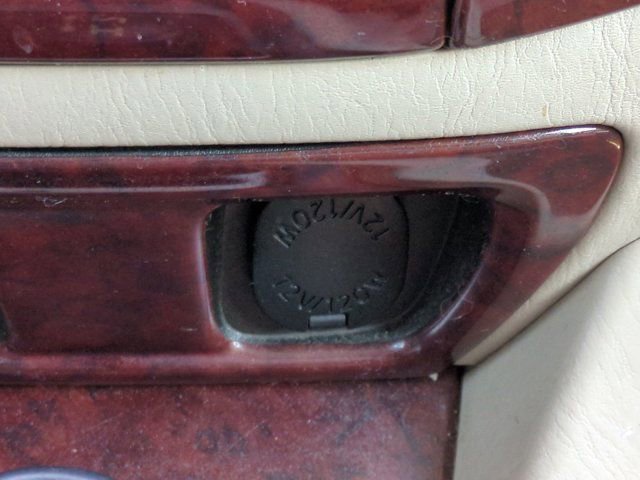 Used 2004 Toyota Land Cruiser AWD/4WD image 24