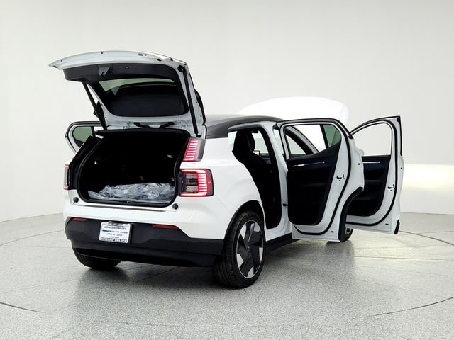 Certified 2025 Volvo EX30 Plus w/ Protection Package Premier image 11