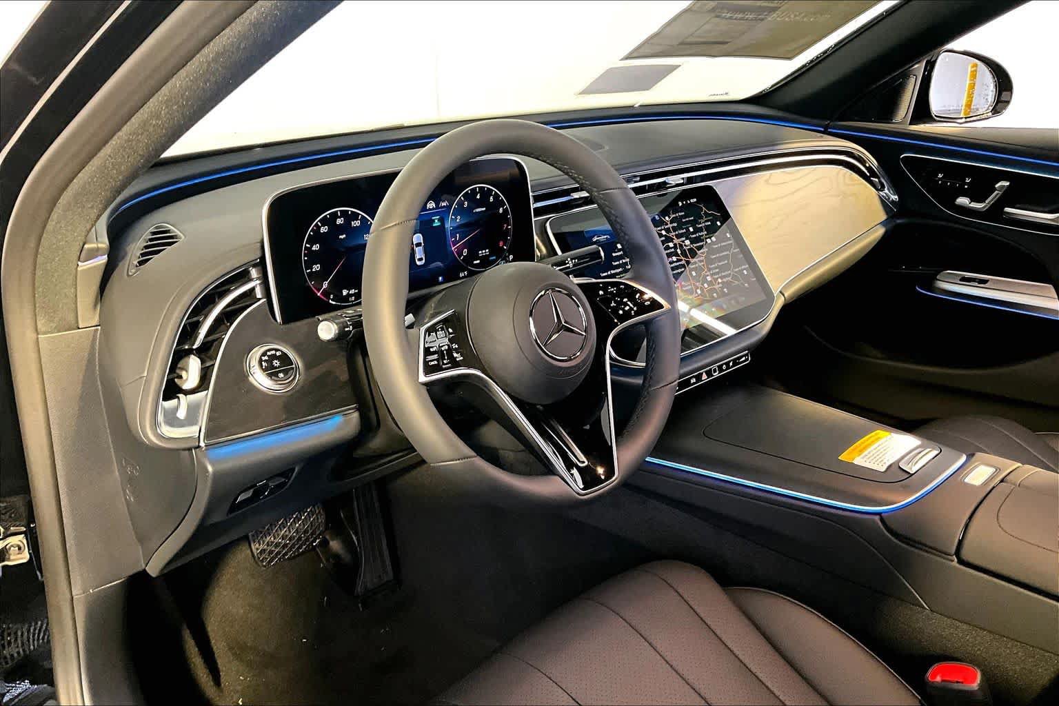New 2026 Mercedes-Benz E 350 4MATIC Sedan image 9