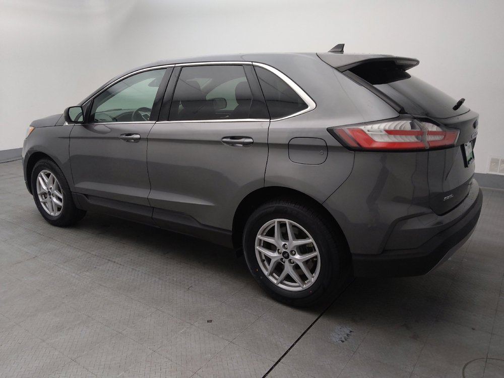 Used 2024 Ford Edge SEL image 3
