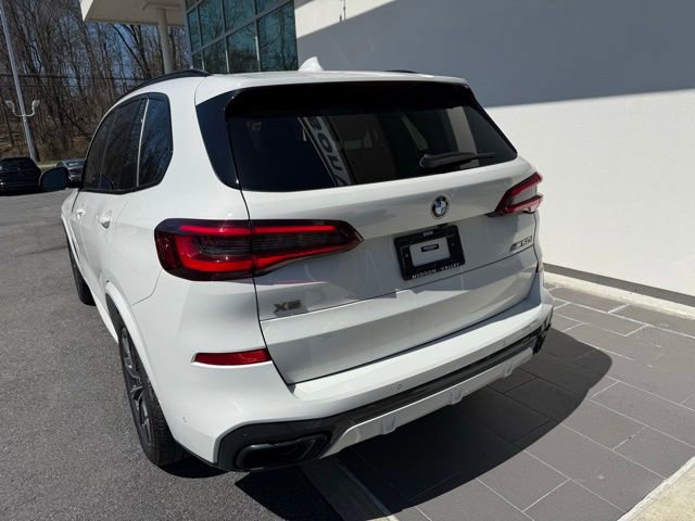 Used 2023 BMW X5 M50i w/ Climate Comfort Package image 8