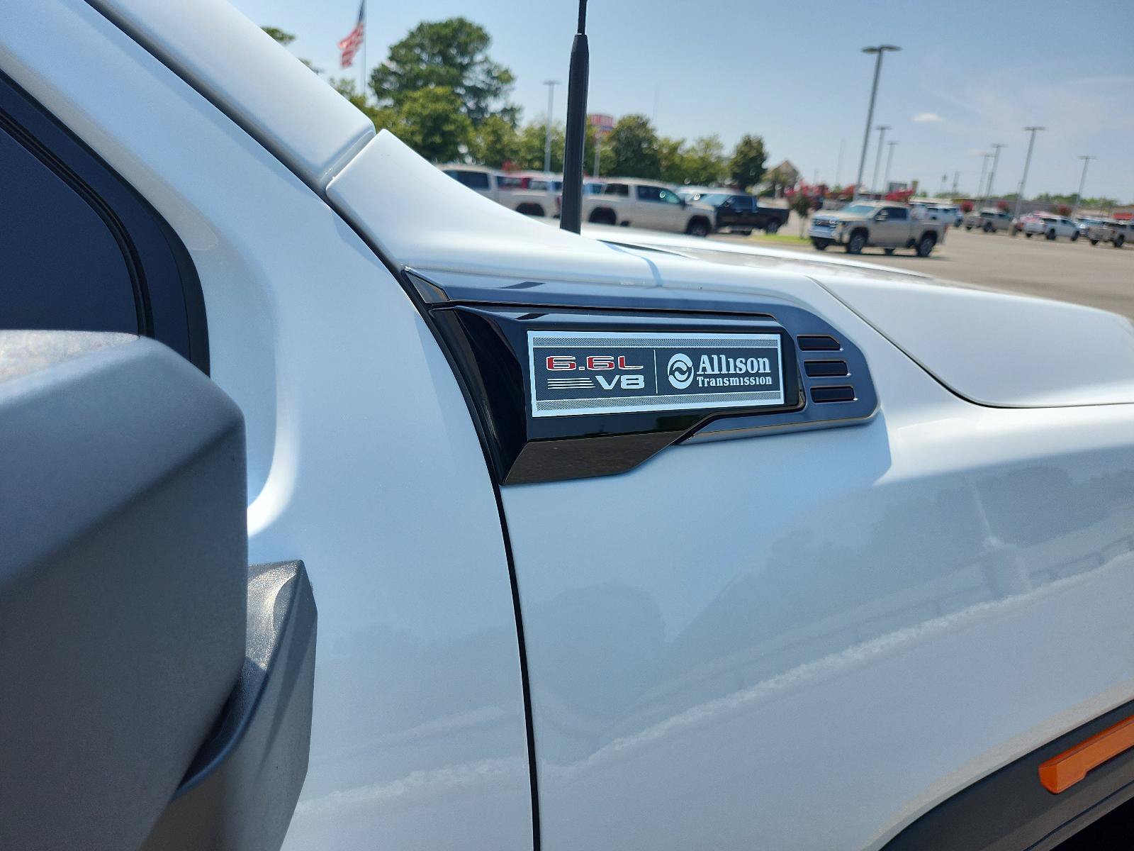 Used 2026 GMC Sierra 2500 AT4 w/ AT4 Premium Plus Package AWD/4WD image 8