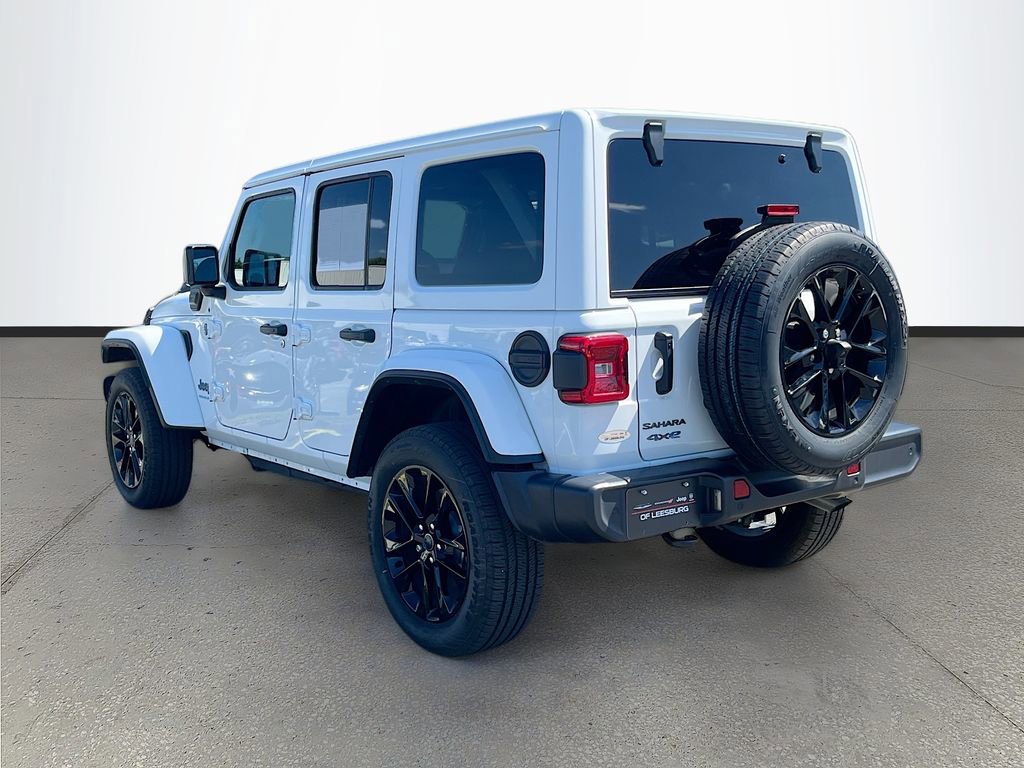 Certified 2025 Jeep Wrangler Unlimited Sahara w/ Safety Group image 5