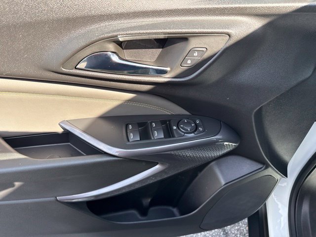 Used 2024 Chevrolet Trax ACTIV w/ Sunroof Package FWD image 14