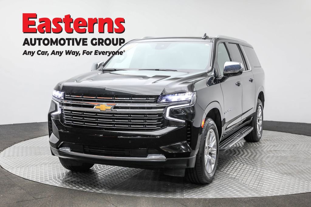 Used 2024 Chevrolet Suburban Premier image 1